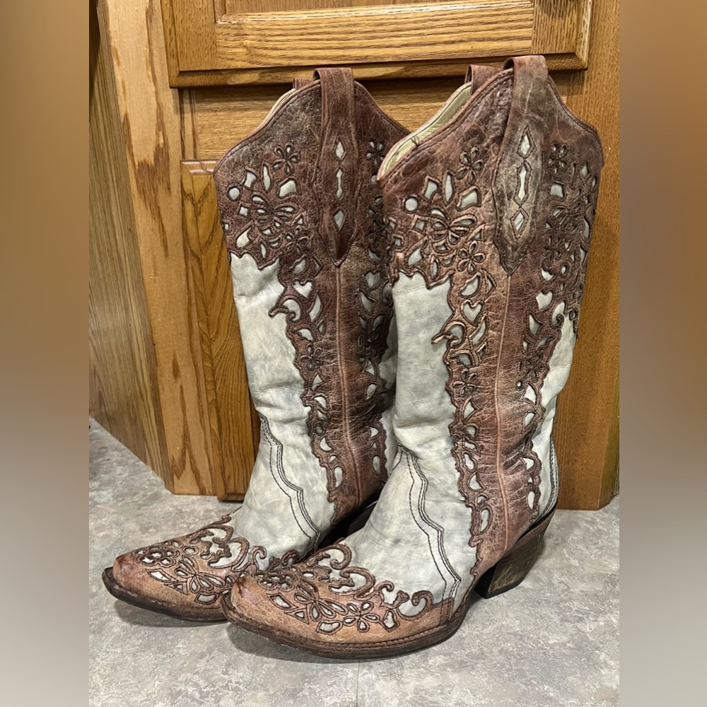 Corral Boots, grey with brown laser cut overlay, Size 8.5, estimated $8 shipping